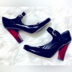 Nine West - Zampa Mary Jane Style Heels - Patent Leather Black - red heel Sz 6.5